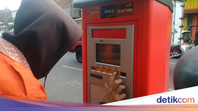 Foto Sengkarut Mesin Parkir Elektronik Di Kota Bandung 3936