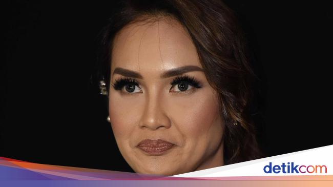 Selain Kuntilanak, Ada Sosok Hantu Wanita Tua di Rumah 
