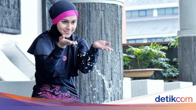  Foto  Tren Baju  Renang Muslimah  yang Stylish Seperti Apa 