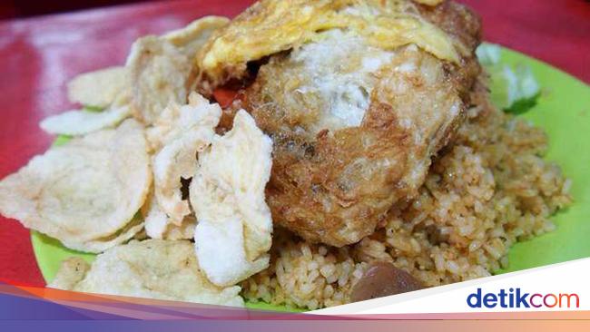  Nasi  Goreng  Warung  Tenda yang Sedap dan Tak Menguras Kantong