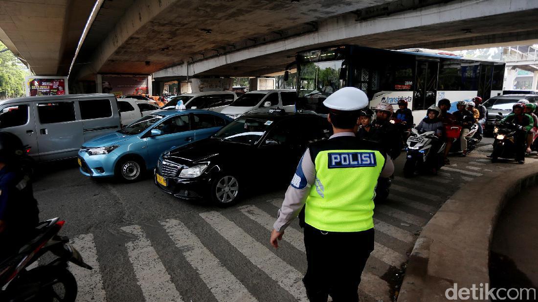 Jangan Asal Ngebut, Ini Aturan Batas Kecepatan Di Jalan Raya