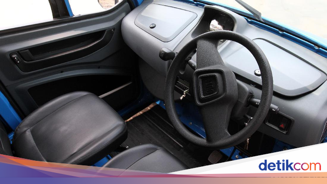 Intip Nyamannya Interior Bajaj Qute