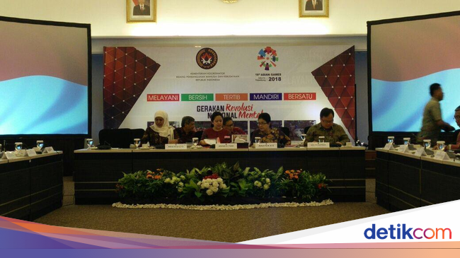 Menteri Jokowi Ngumpul Bahas Integrasi 3 Bansos Jadi 1 Kartu