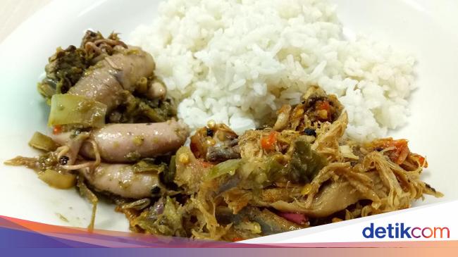 Ayam Jerit: Jeritan Sedap Suwiran Ayam Kampung dan Cumi  Ayam Jerit: Jeritan Sedap Suwiran Ayam Kampung dan Cumi