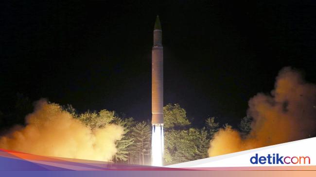 North Korea fires intercontinental ballistic missile, lands in Japan!