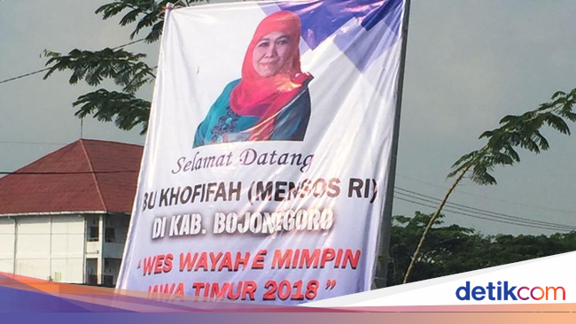 Baliho Dukungan untuk Khofifah Bertebaran di Bojonegoro Baliho Dukungan untuk Khofifah Bertebaran di Bojonegoro