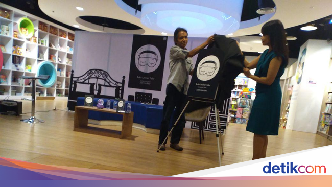Joko Pinurbo Rilis Kumpulan Puisi 'Buku Latihan Tidur'