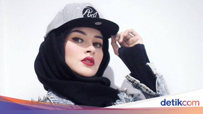 Foto: Ini Angel, Hijabers Cantik yang Disebut 'Wonder ...