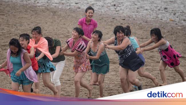 Foto: Gaya Liburan Orang Korea Utara