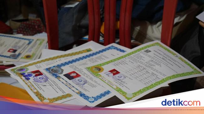 Polisi Gerebek Rumah Percetakan Sertifikat Palsu Di Tambora