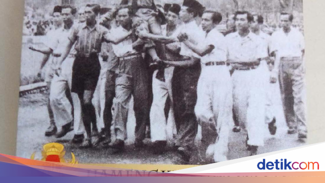 Pandu Agung Sri Sultan Hamengku Buwono IX Bapak  Pramuka  