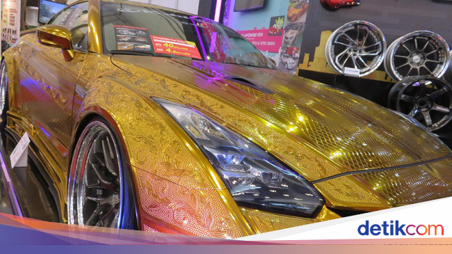  Mobil  Termahal  yang Mejeng di GIIAS 2019 