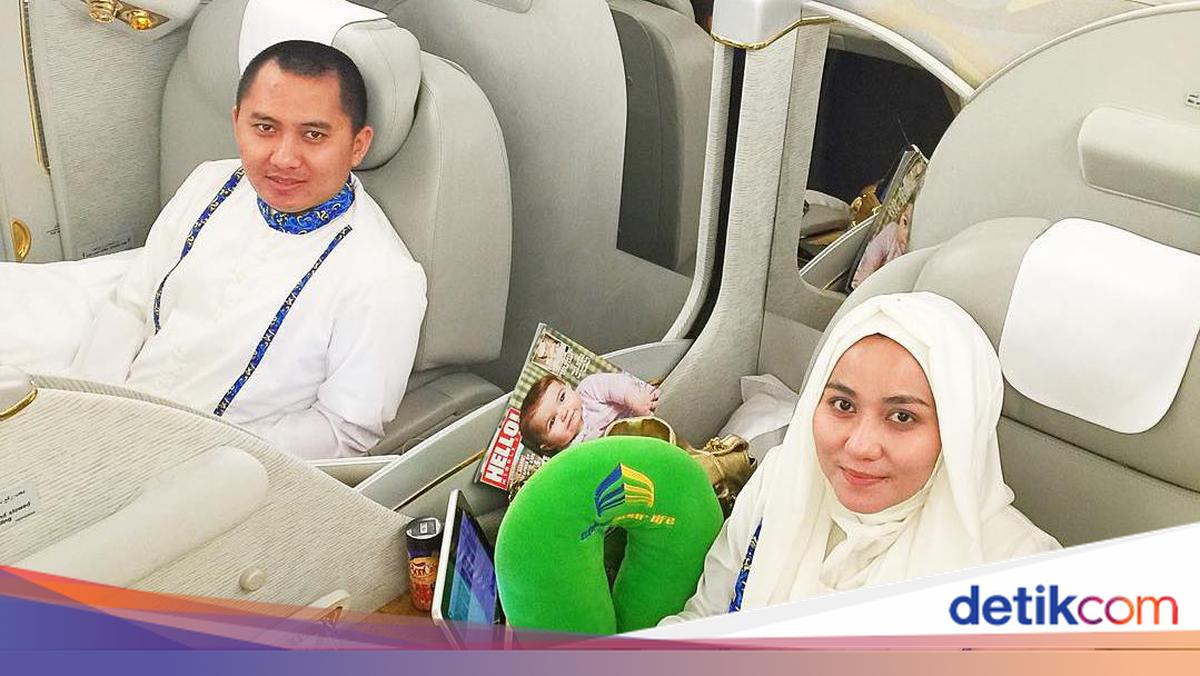 Foto: 7 Gaya Bos First Travel Naik Pesawat First Class