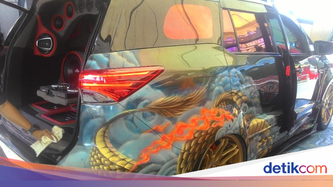 Toyota Kijang Innova Disulap Jadi Fortuner Baru