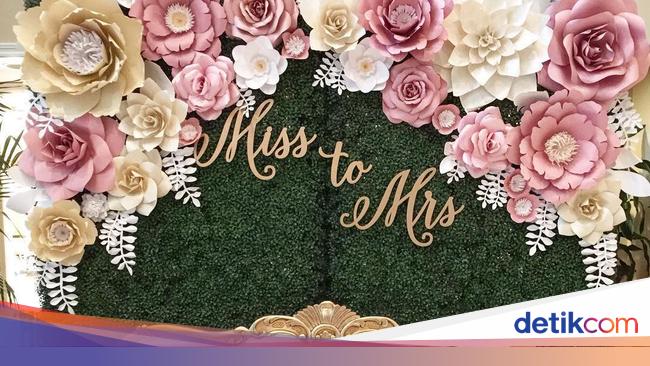 Luar Biasa Dekorasi Dinding Lamaran  Beauty Glamorous