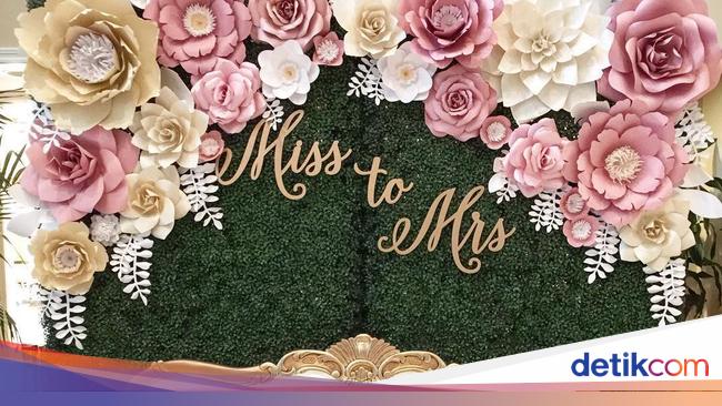 15 Inspirasi Dekorasi Paper Flower yang Cantik untuk 15 Inspirasi Dekorasi Paper Flower yang Cantik untuk