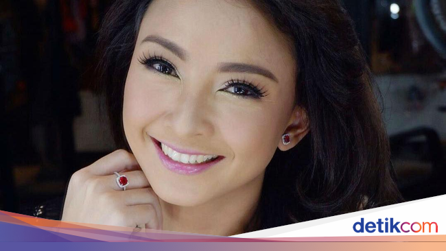 Foto 9 Presenter Olahraga Wanita Tercantik Di Indonesia 