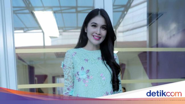Manisnya Sandra Dewi Saat Hamil