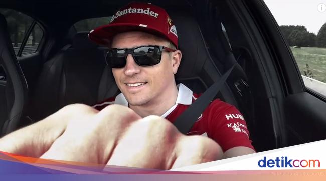 Kimi Raikkonen Pun Tersenyum Saat Mencoba Mobil Sedan  Ini