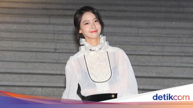 Foto 10 Benda Wajib Kalau Kamu Ingin Gaya  ala  Artis  Korea  