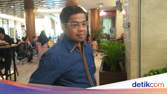 Surat Dukung Emil Disebut Bodong, Idrus Tolak Jelaskan 