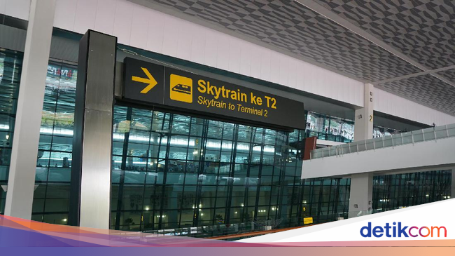 Begini Nyamannya Naik Skytrain Bandara Soekarno Hatta