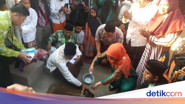 Pencetus Hari Santri Dukung Khofifah Cagub Jatim, Mengapa? Pencetus Hari Santri Dukung Khofifah Cagub Jatim, Mengapa?