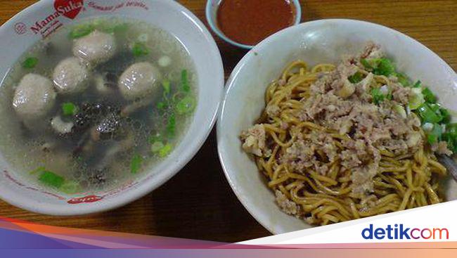 Sedang Di Tasik Yuk Jajan Mie Baso Babat Yang Kenyal Gurih Ini