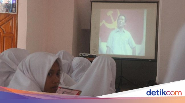 Kodim Brebes Targetkan Semua Pelajar dan Santri Nobar Film 