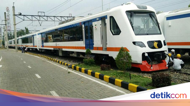 Kereta Bandara Soekarno-Hatta Paling Lambat Beroperasi 