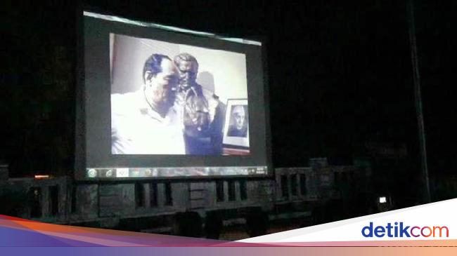 Film Pengkhianatan G30S PKI: Sejarah, Sutradara, dan Tujuan Penayangan - Detikcom