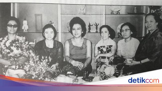 Perjuangan Istri Jenderal Revolusi Jual Gaplek Hingga Anggrek