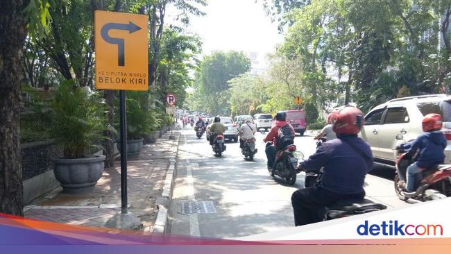 Gaya Terbaru 28 Rambu  Penunjuk