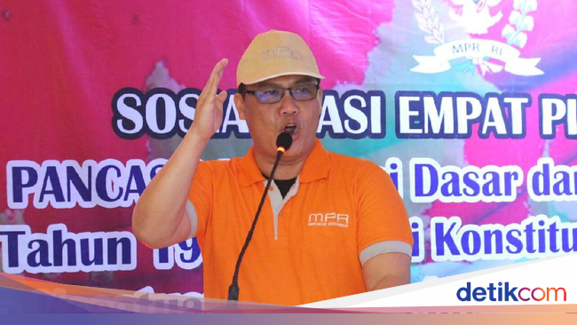 Pemuda Tak Boleh Absen Mengawal Negara dan Pancasila Pemuda Tak Boleh Absen Mengawal Negara dan Pancasila