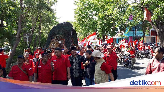 Diiringi Reog Ponorogo, PDIP Surabaya Daftar Pemilu 2019 