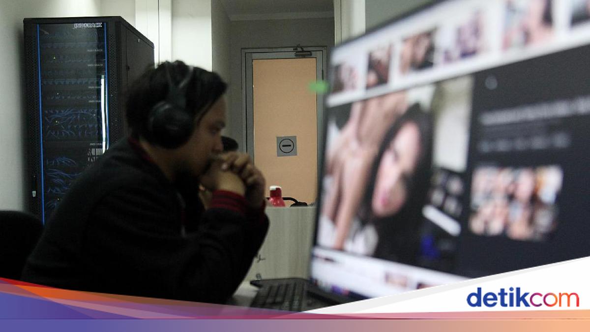 Polda Metro Tangkap 3 Host Live Streaming Promosi Judol Lewat Konten Dewasa