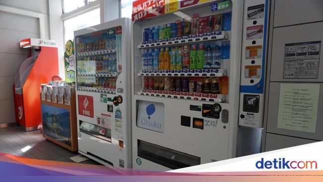 Kreatif Display Minuman Di Vending Machine Ini Digambar Dengan Tangan