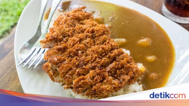 Oishi Ini 6 Chicken Katsu Curry  yang Enak Dipadu dengan 