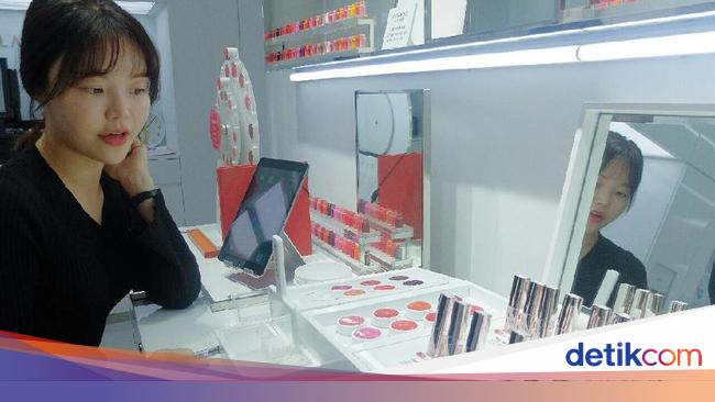 7 Mata Kuliah Paling Aneh Di Korea Belajar Kencan Sampai Bedakan Ikan Mentah 7 Mata Kuliah Paling Aneh Di Korea Belajar Kencan Sampai Bedakan Ikan Mentah