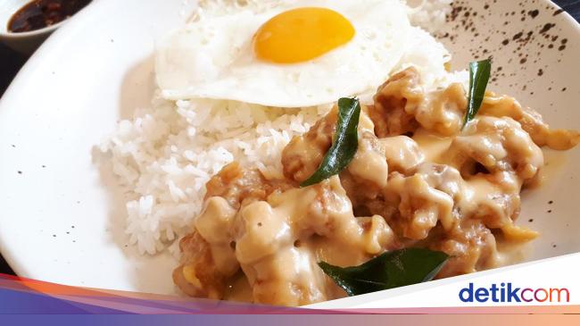 Di Sini Bisa Coba Dory Keripik Kentang hingga Donat Telur 