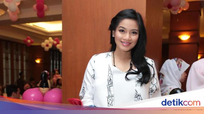 Suka Kulineran, Intip Yuk 10 Makanan yang Disukai Titi 