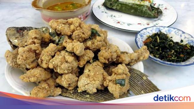 Sedapnya Ikan Gurame Terbang hingga Gurame Saus Telur Sedapnya Ikan Gurame Terbang hingga Gurame Saus Telur