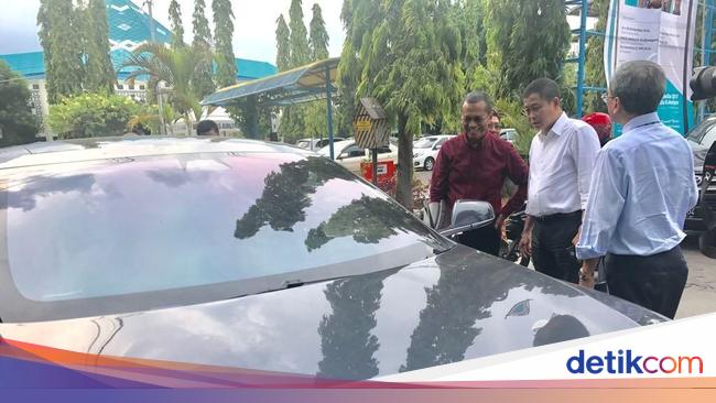 Berapa Harga Mobil Listrik Tesla Dahlan Iskan yang Dilihat Berapa Harga Mobil Listrik Tesla Dahlan Iskan yang Dilihat