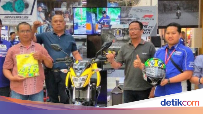 Peduli Pendidikan Lewat Lelang VixionR_1 Dekade di 