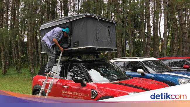 Asyik, Tiduran Dalam Kemah di Atap Mobil