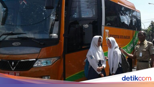 Angkutan Umum Di Magelang Mogok Mobil Dinas Angkut Anak Sekolah