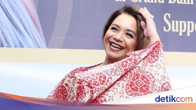 15 Lagu Tembang Kenangan Nostalgia dan Penuh Kenangan