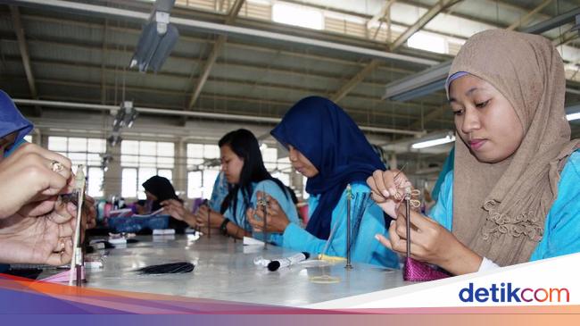 Kisah Amir Sarjana Teknik yang Jadi Pengusaha Bulu Mata Palsu Kisah Amir Sarjana Teknik yang Jadi Pengusaha Bulu Mata Palsu