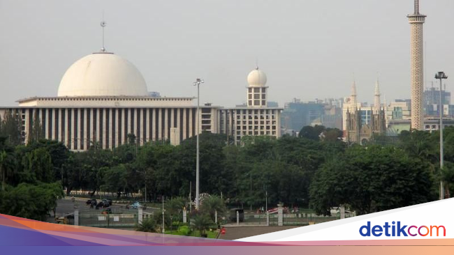 Viral Pagar  Masjid  Istiqlal Diblokir Begini Penjelasan 