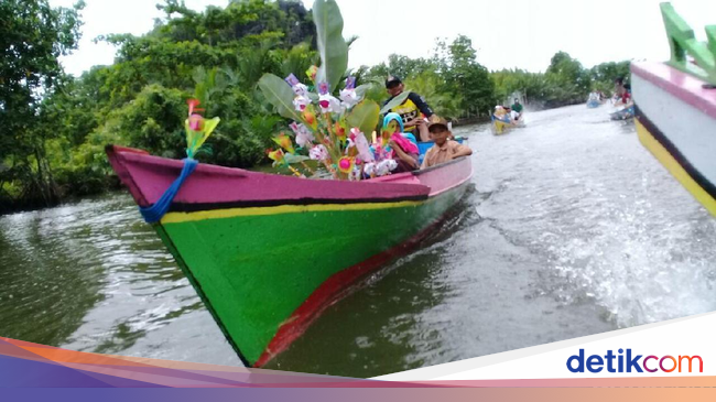 Tradisi Maulid di Karst Rammang-Rammang: Ribuan Telur 